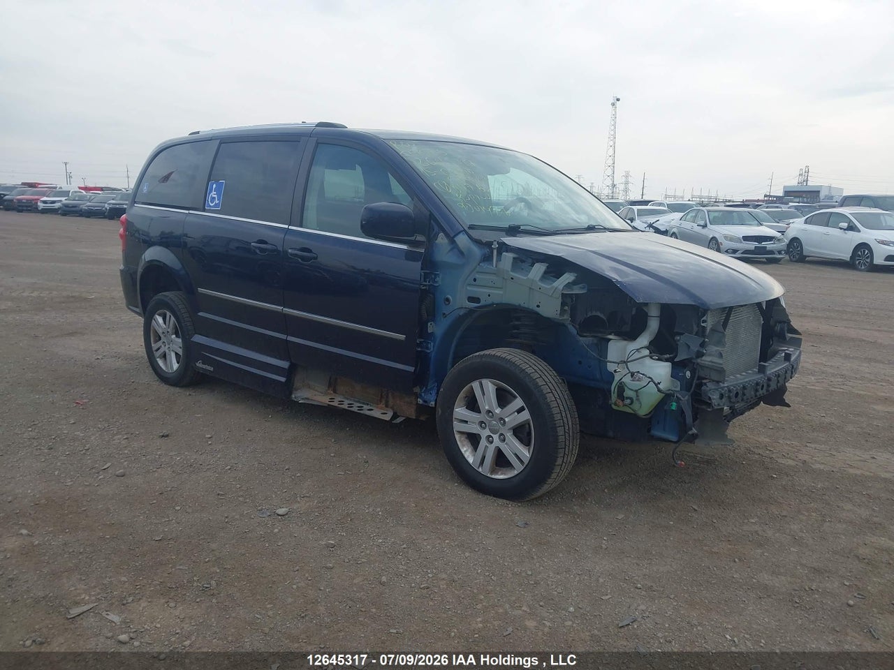 2C4RDGDG8FR616765 · 2015 DODGE GRAND CARAVAN CREW