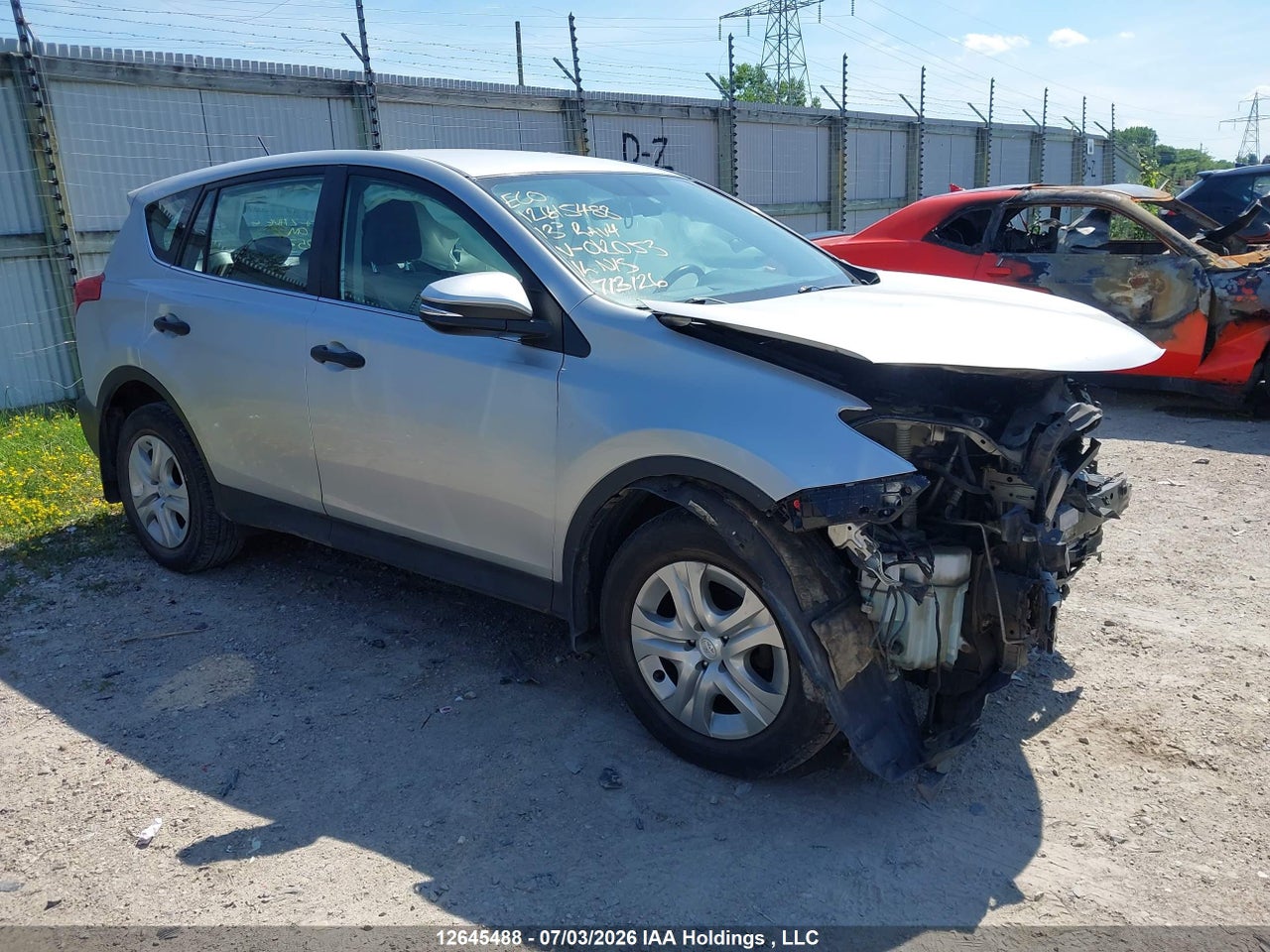 2T3BFREV0DW012053 · 2013 TOYOTA RAV4 LE