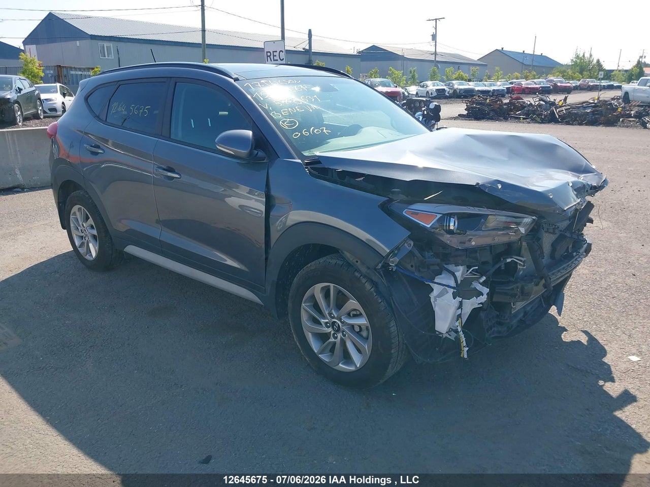 KM8J3CA49HU578631 · 2017 HYUNDAI TUCSON SE