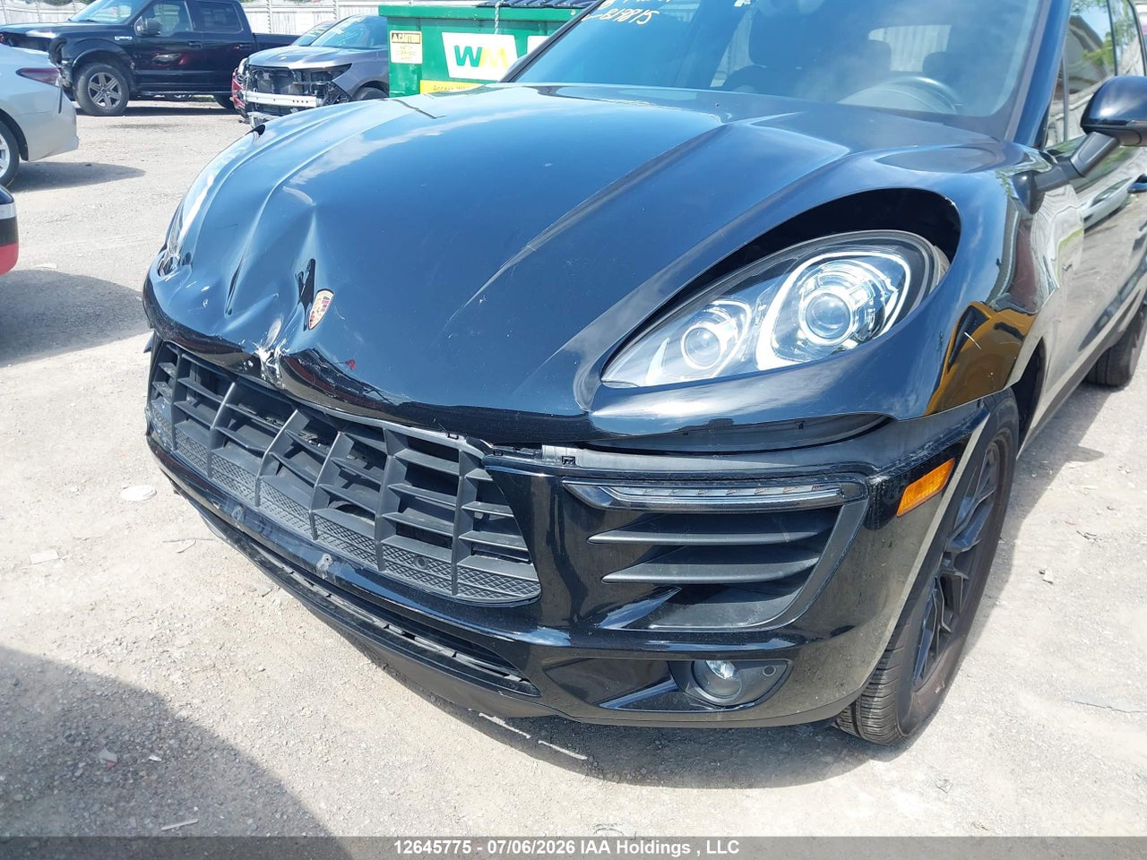 WP1AA2A55JLB19815 · 2018 PORSCHE MACAN · 6/16
