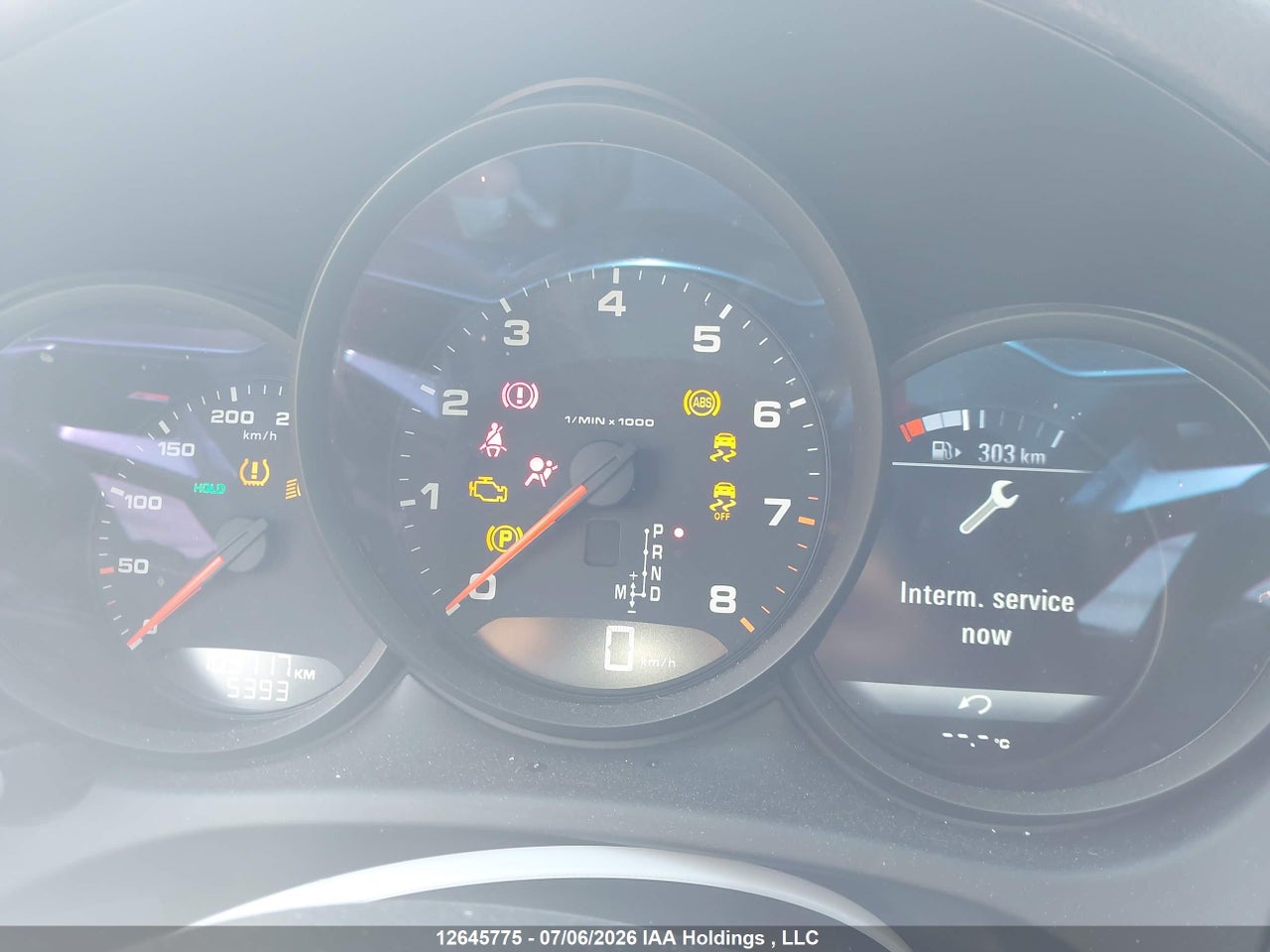 WP1AA2A55JLB19815 · 2018 PORSCHE MACAN · 7/16