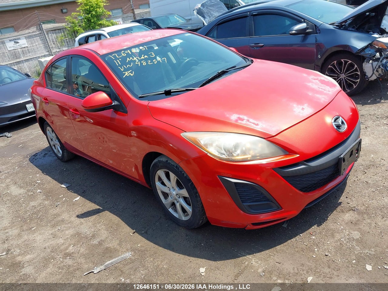 JM1BL1UF0B1482597 · 2011 MAZDA MAZDA3 GX