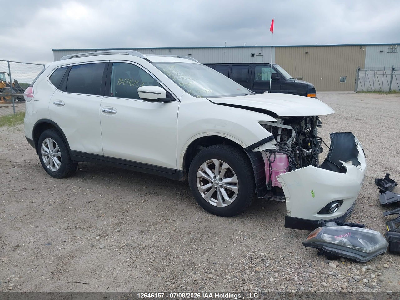5N1AT2MV6GC821685 · 2016 NISSAN ROGUE S/SL/SV