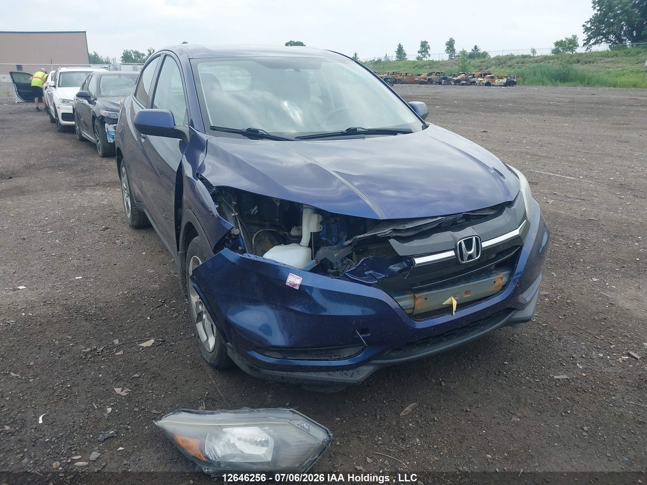 3CZRU6H37HM103738 · 2017 HONDA HR-V LX