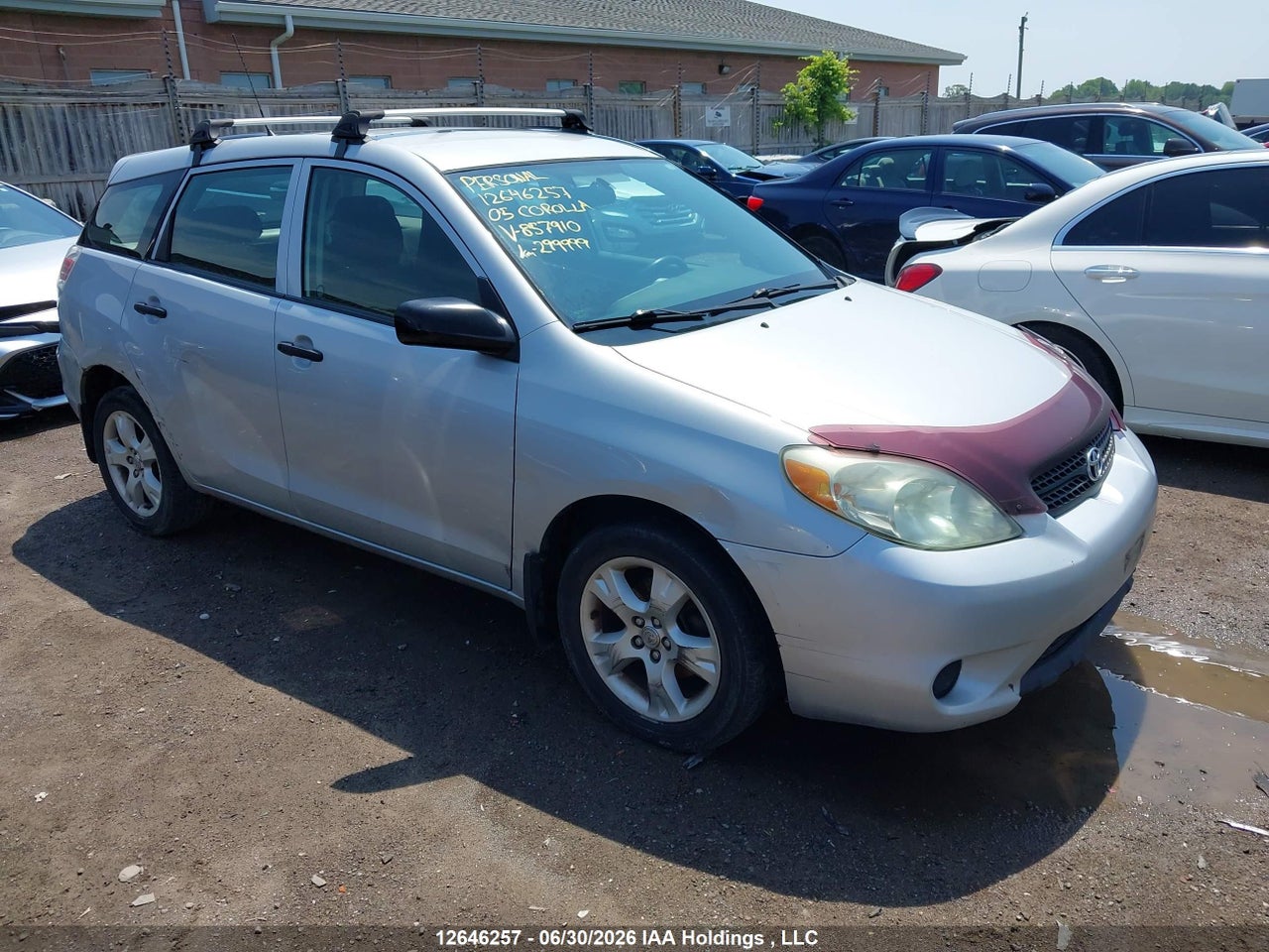 2T1KR32E75C857910 · 2005 TOYOTA COROLLA MATRIX XR
