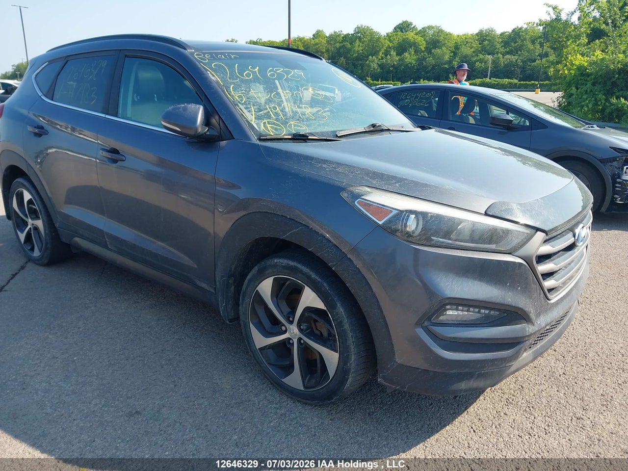 KM8J3CA21GU197983 · 2016 HYUNDAI TUCSON LIMITED
