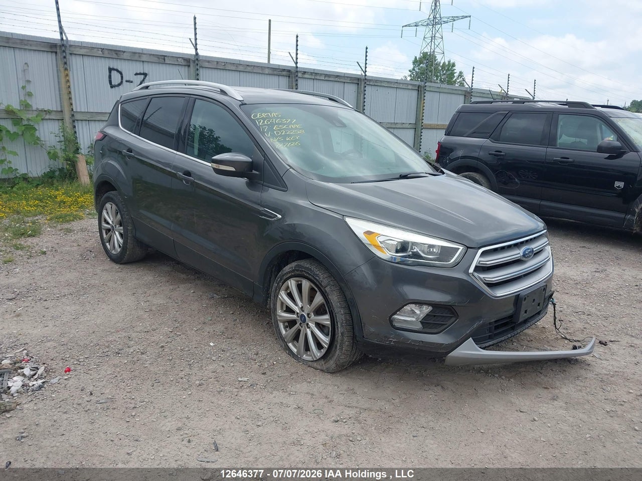 1FMCU9J9XHUD22258 · 2017 FORD ESCAPE TITANIUM