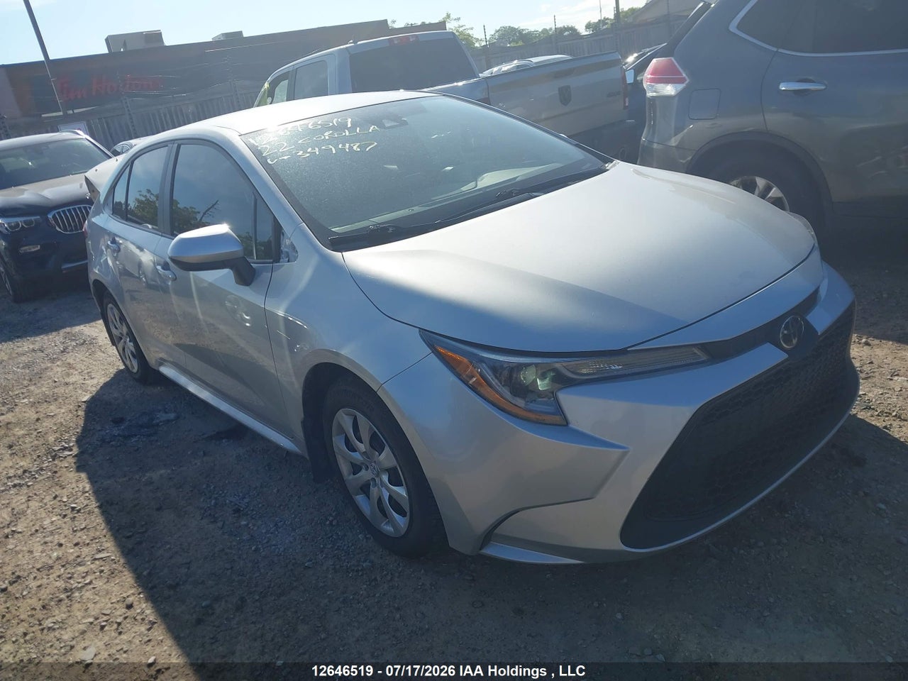 5YFBPMBE8NP349487 · 2022 TOYOTA COROLLA LE