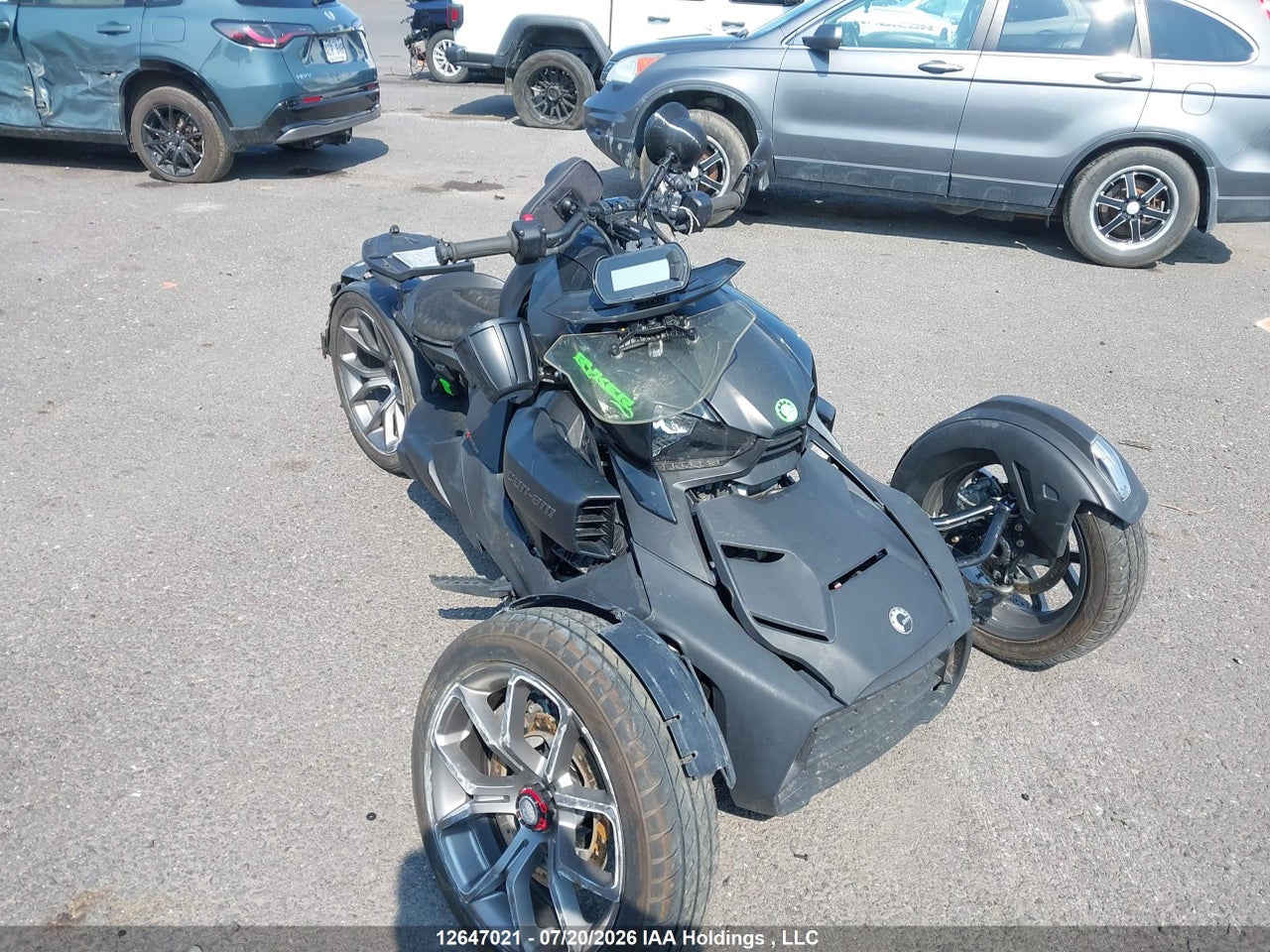 3JB2FEG40RJ000379 · 2024 CAN-AM RYKER