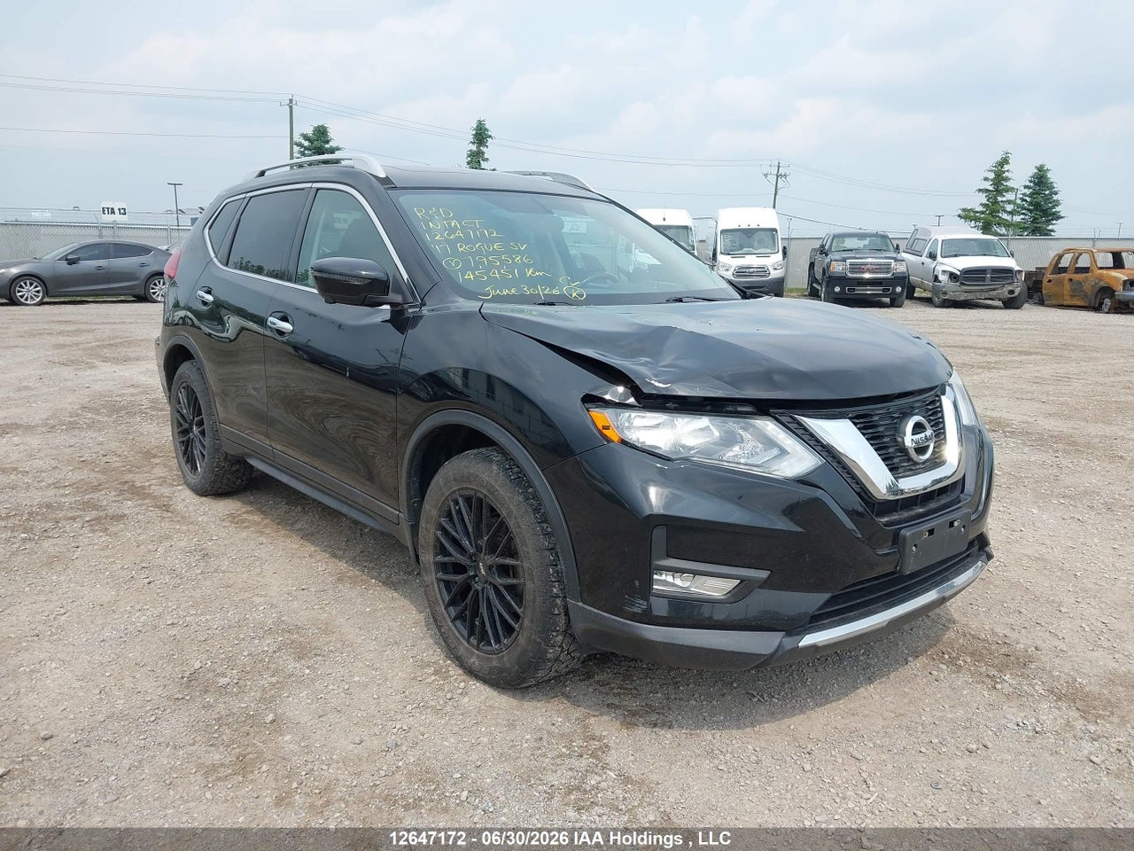 5N1AT2MV2HC795586 · 2017 NISSAN ROGUE S/SL PLATINUM/SV