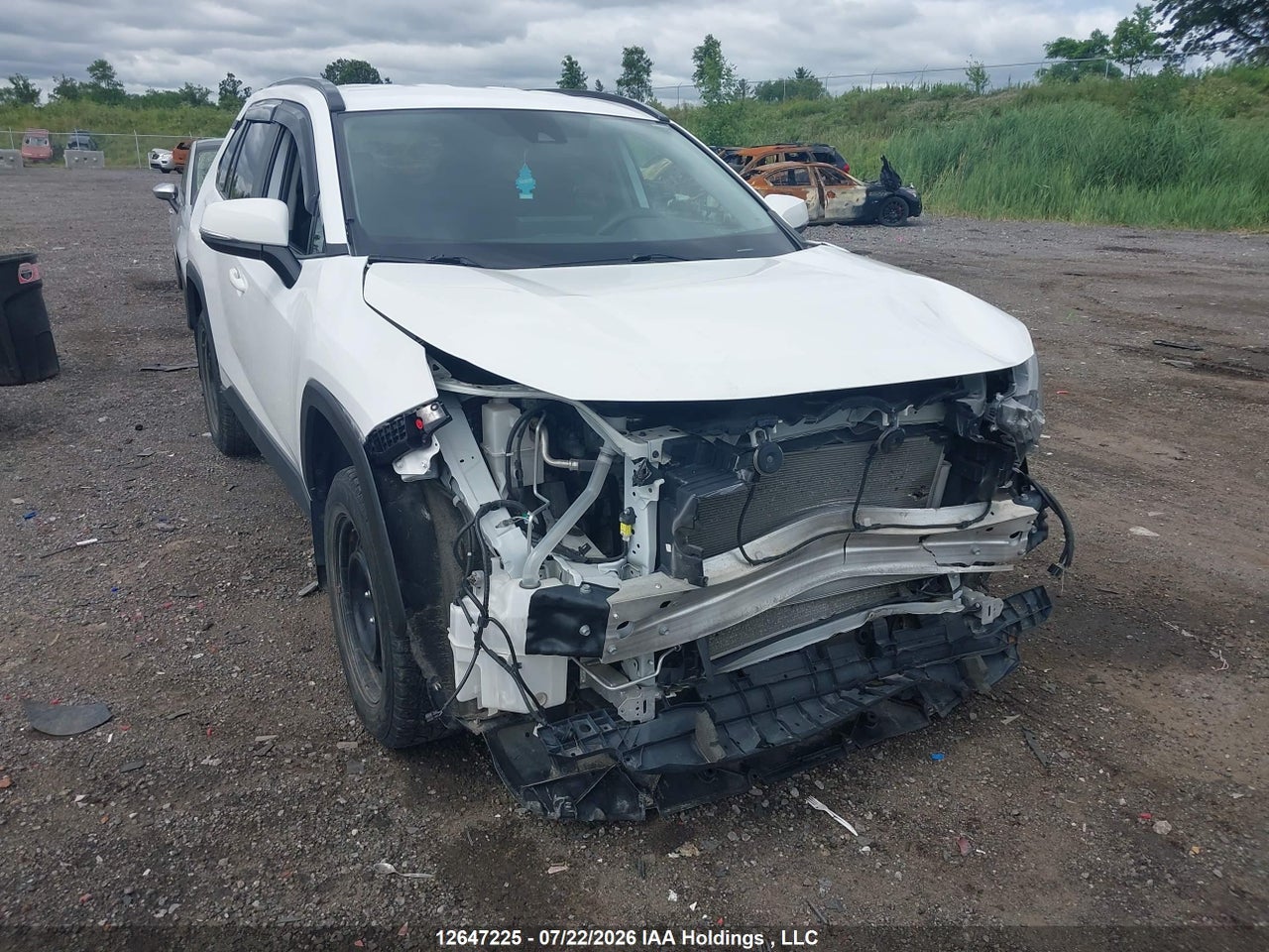 2T3B1RFV5MC219245 · 2021 TOYOTA RAV4 LE