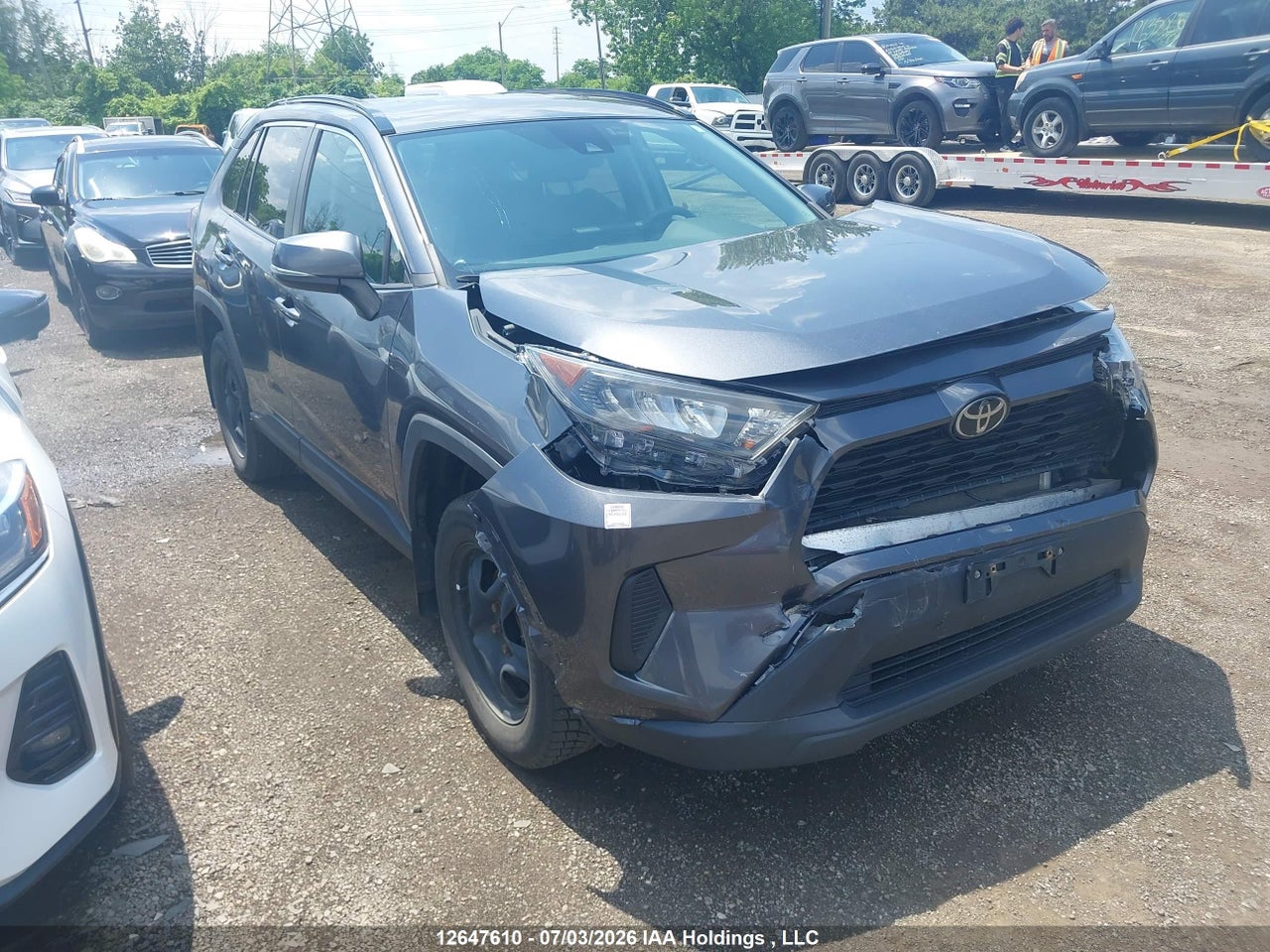 2T3B1RFV0KC004983 · 2019 TOYOTA RAV4 LE