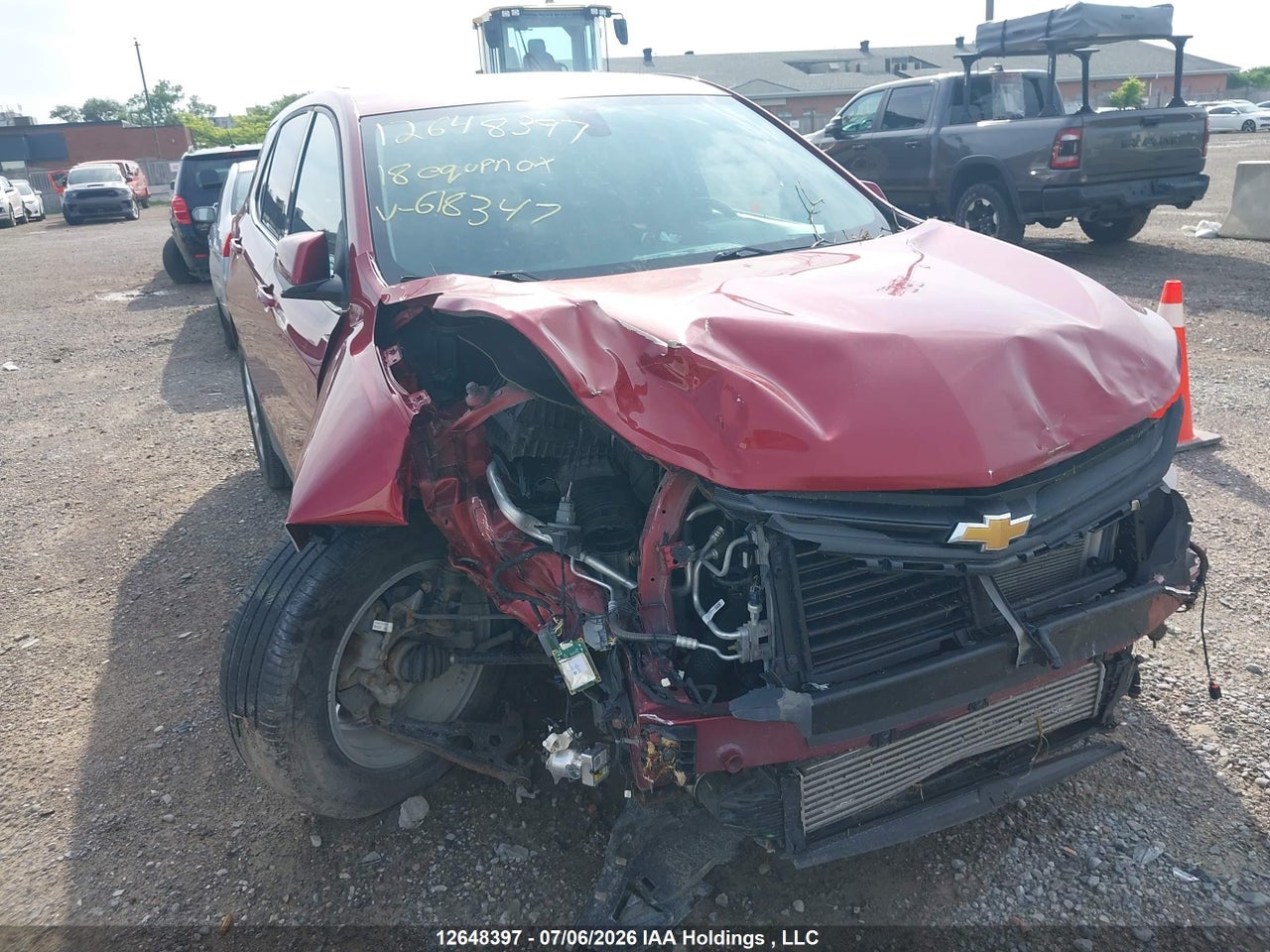 2GNAXJEV8J6186347 · 2018 CHEVROLET EQUINOX LT