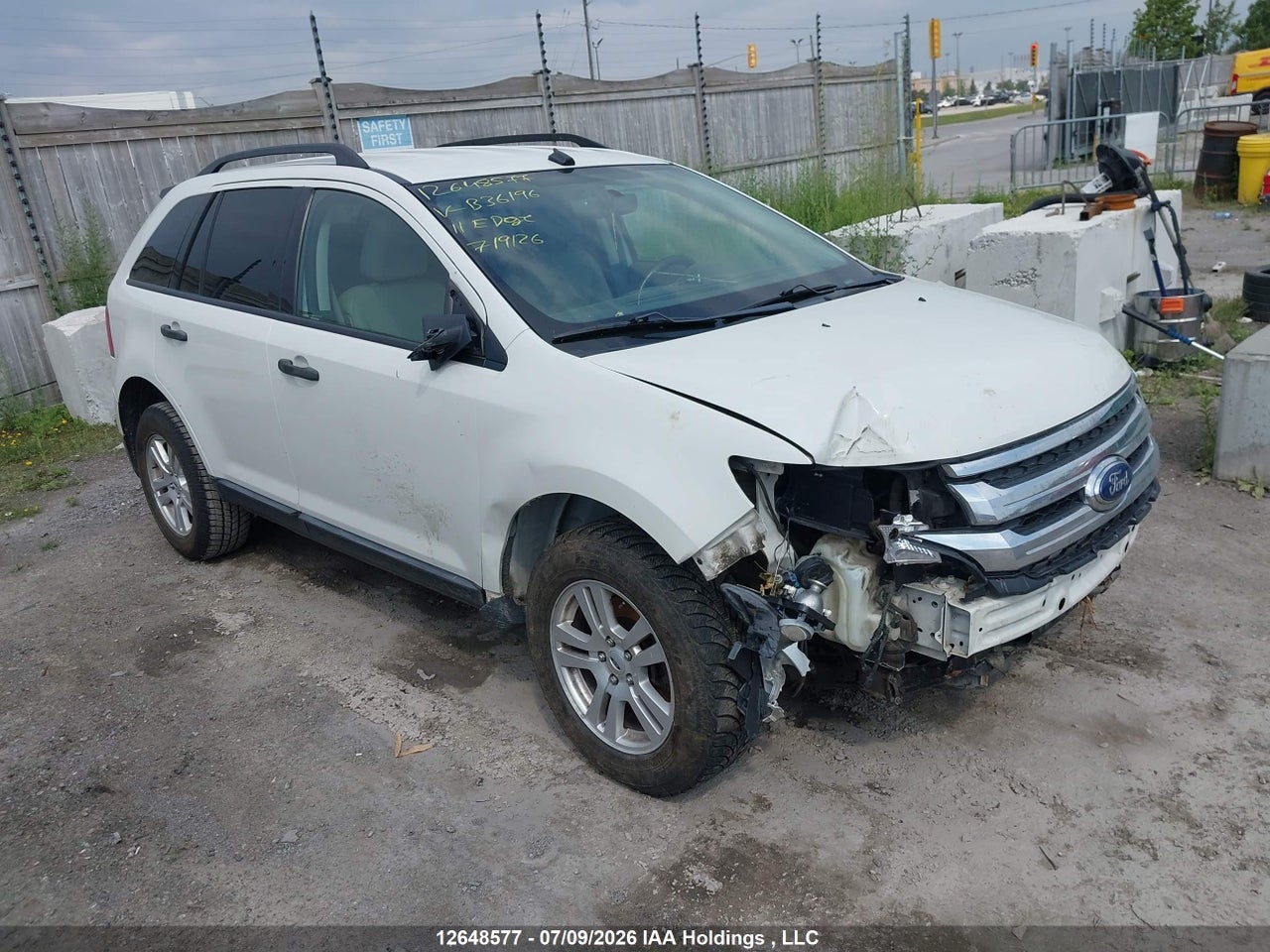 2011 FORD EDGE SE