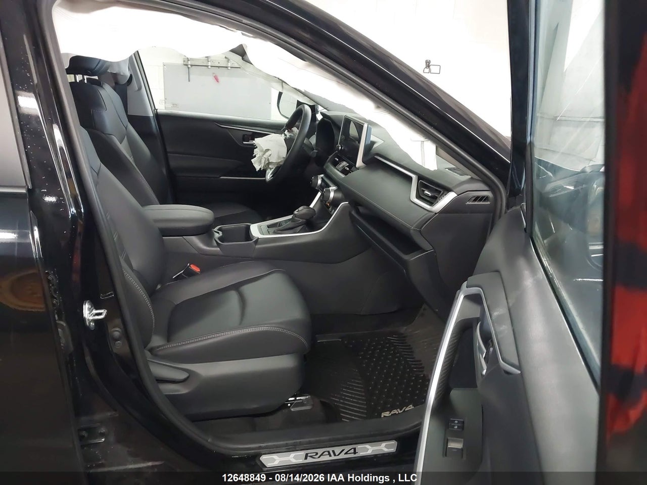 2T3R1RFV1SC563022 · 2025 TOYOTA RAV4 XLE/XLE PREMIUM · 5/24