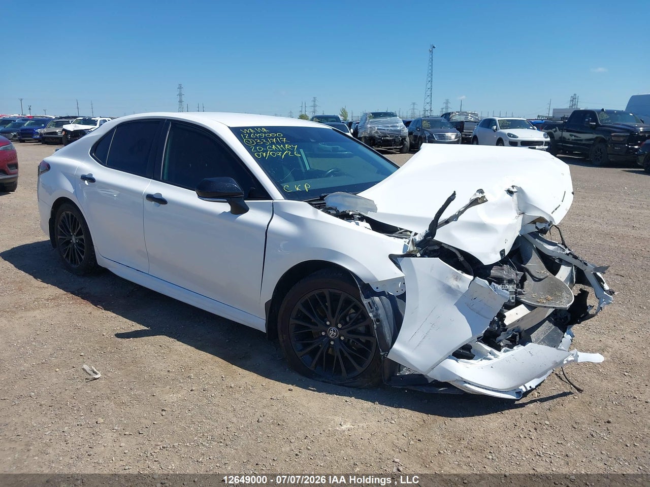 4T1G11AK7LU331717 · 2020 TOYOTA CAMRY SE