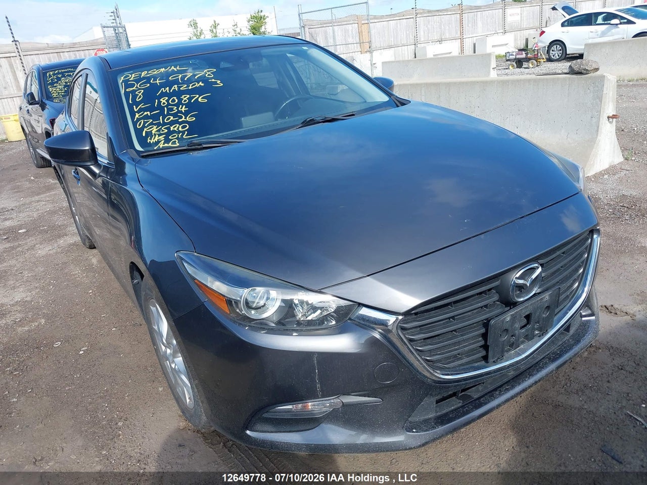 JM1BN1V76J1180876 · 2018 MAZDA 3 GS