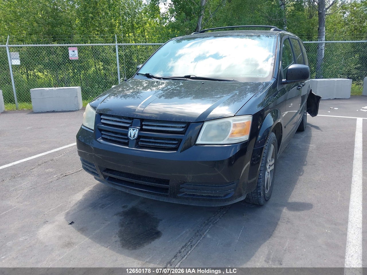 2D4RN4DE4AR158292 · 2010 DODGE GRAND CARAVAN SE · 2/19