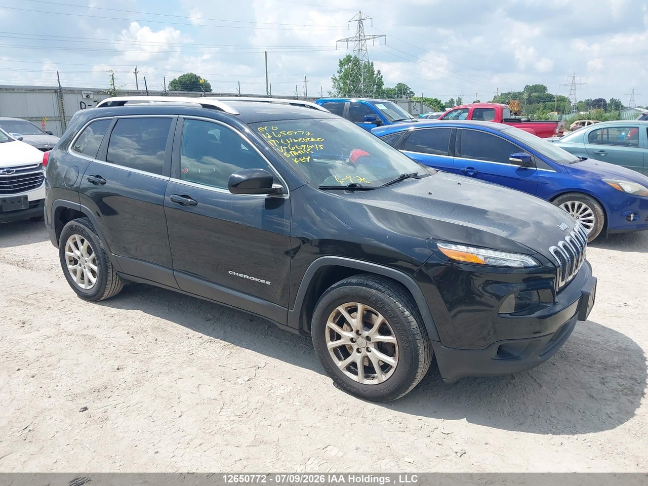 1C4PJMCS9HW609645 · 2017 JEEP CHEROKEE NORTH