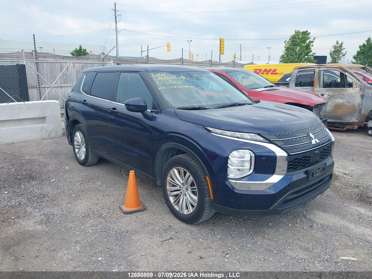 JA4J4UA80RZ613565 · 2024 MITSUBISHI OUTLANDER ES