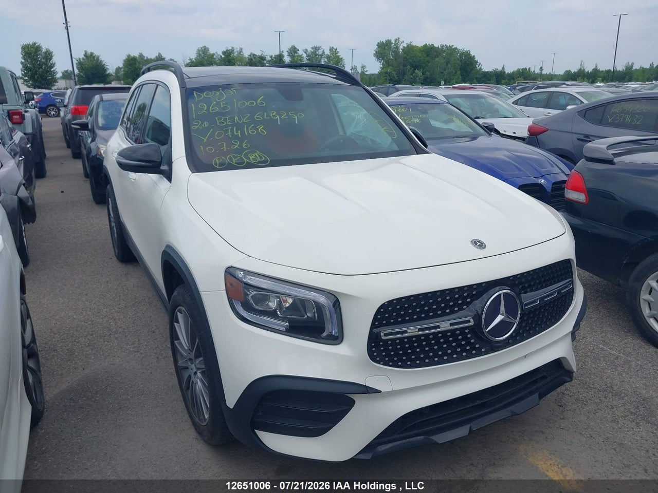 W1N4M4HB3LW074168 · 2020 MERCEDES BENZ GLB 250 4MATIC