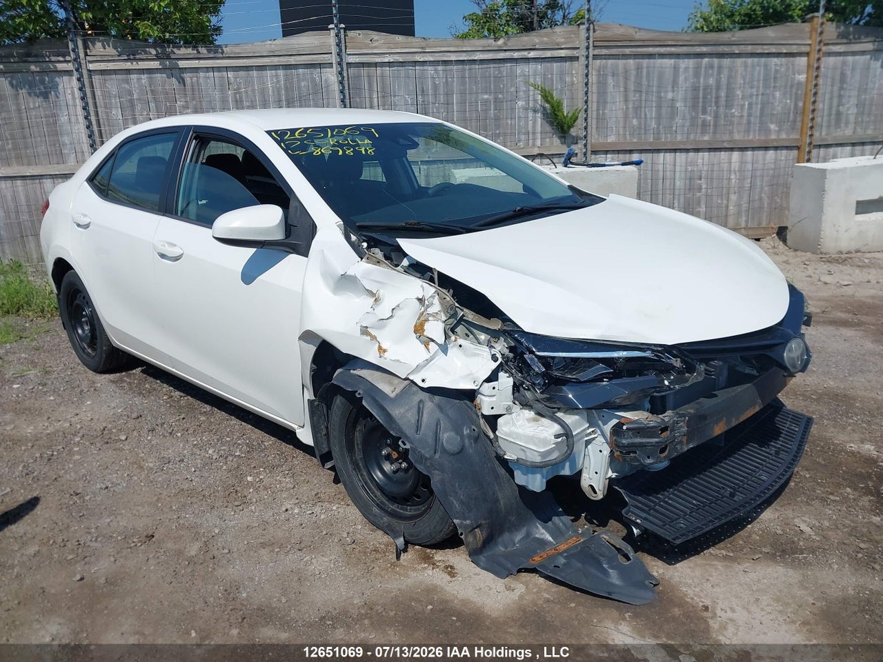 2T1BURHE8HC869898 · 2017 TOYOTA COROLLA LE