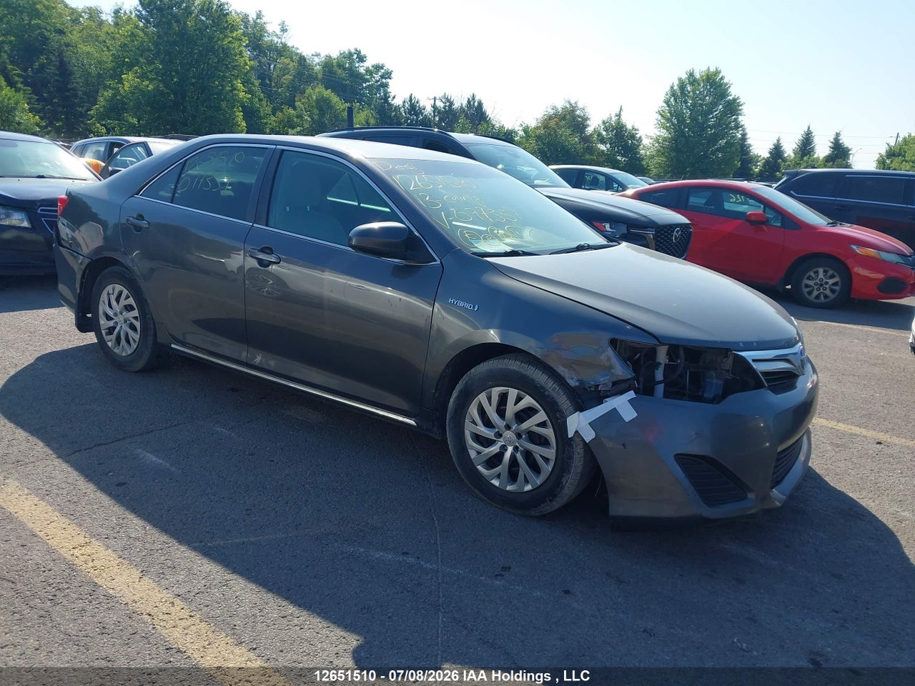 4T1BD1FK2DU077359 · 2013 TOYOTA CAMRY HYBRID/LE/XLE