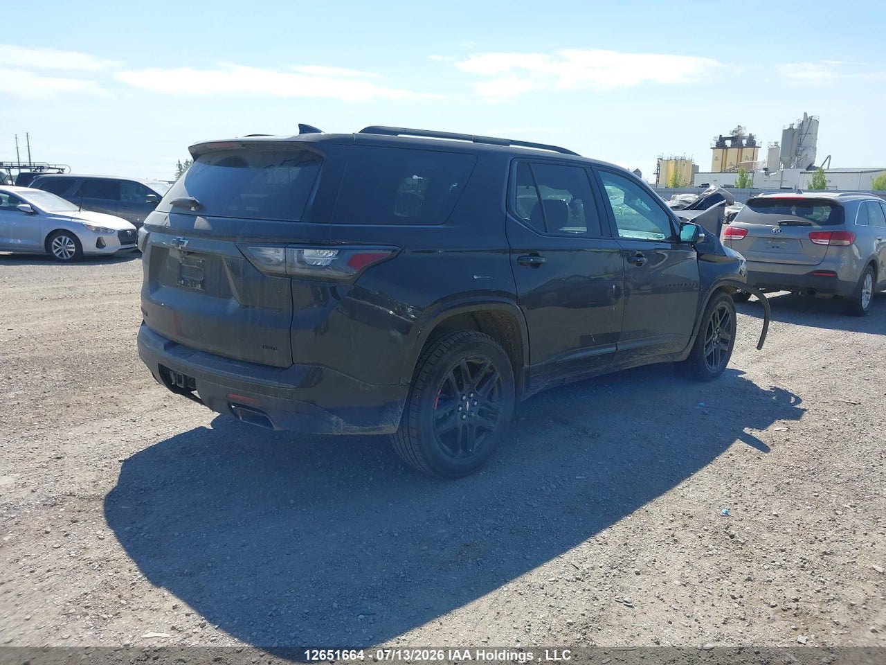 1GNEVKKW3LJ317586 · 2020 CHEVROLET TRAVERSE PREMIER · 4/17