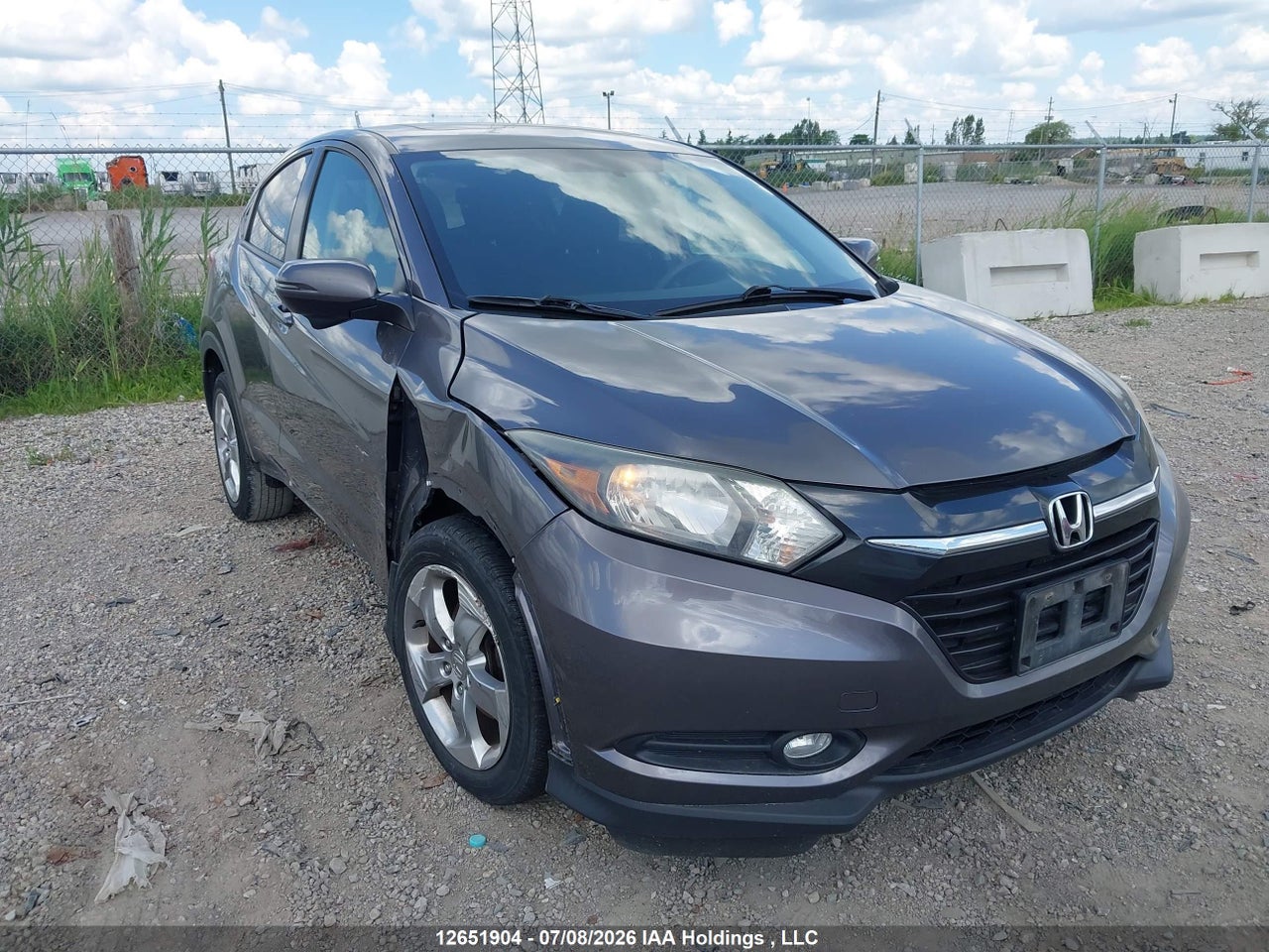 3CZRU6H51HM106443 · 2017 HONDA HR-V EX