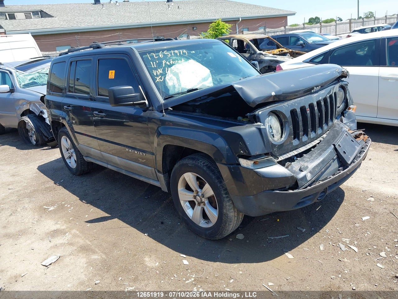 1J4NF2GB6BD115330 · 2011 JEEP PATRIOT