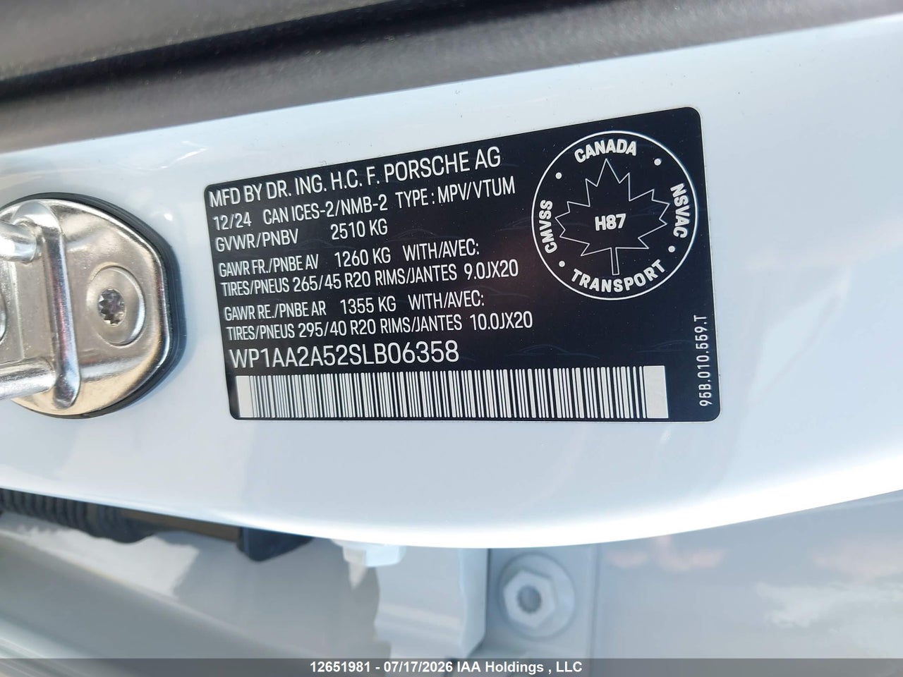 WP1AA2A52SLB06358 · 2025 PORSCHE MACAN T · 9/16