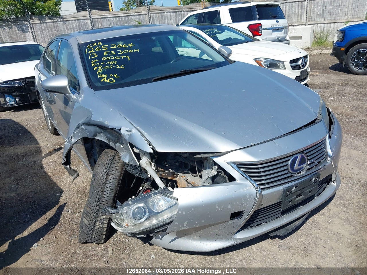 JTHBW1GG9D2003679 · 2013 LEXUS ES 300H