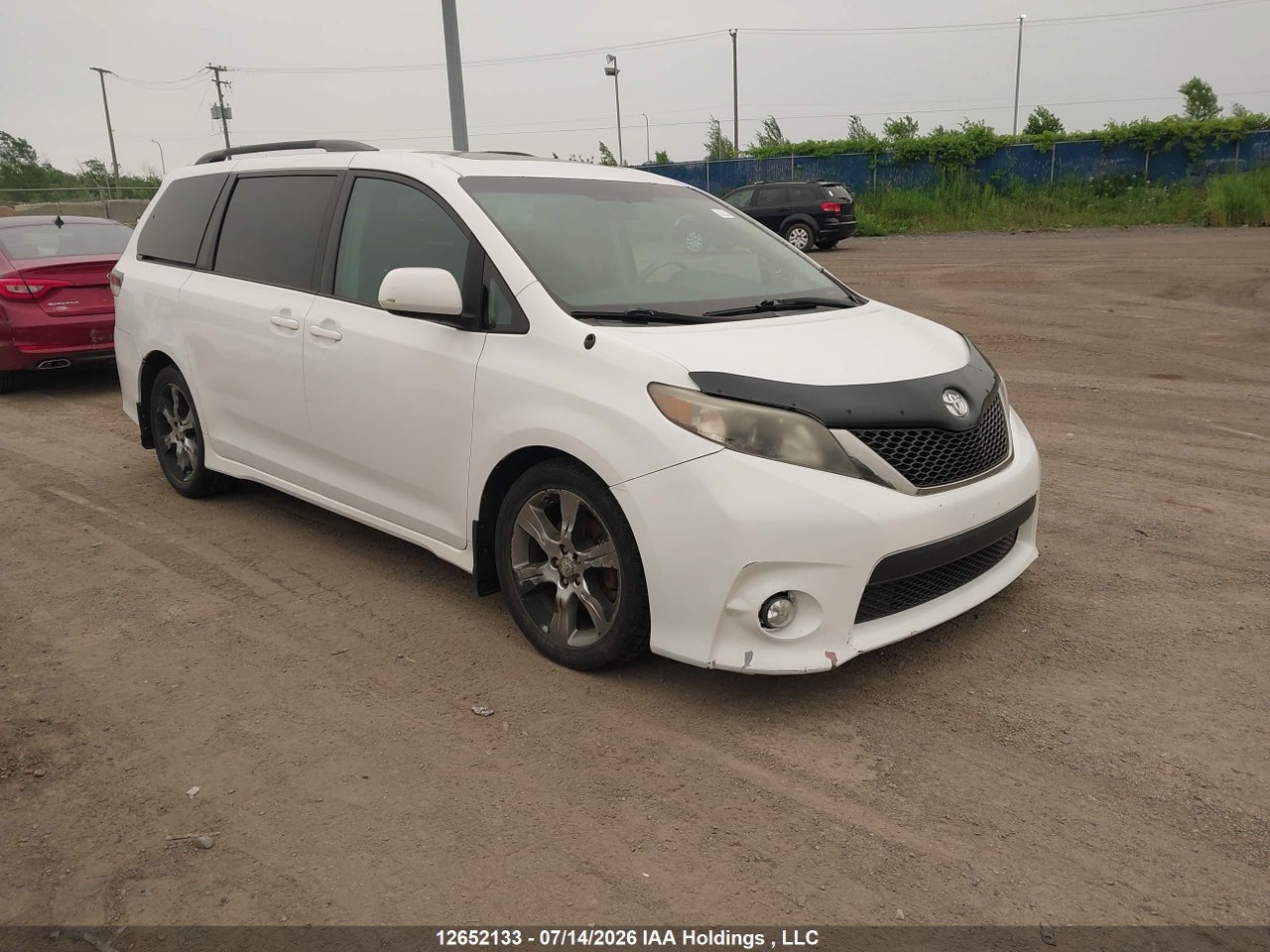 5TDXK3DCXCS218768 · 2012 TOYOTA SIENNA SE 8 PASSENGER
