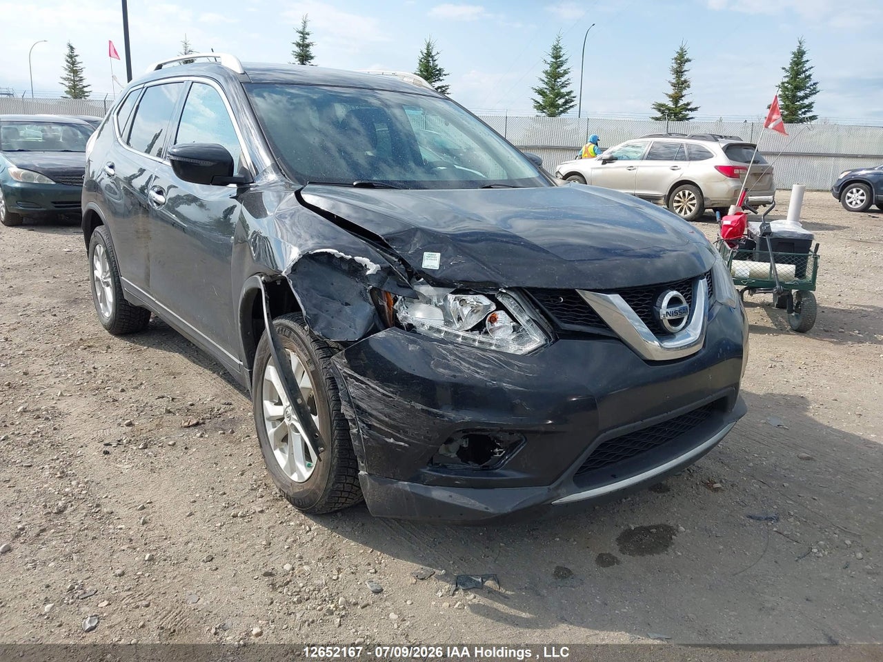 5N1AT2MV9GC766990 · 2016 NISSAN ROGUE S/SL PREMIUM/SV