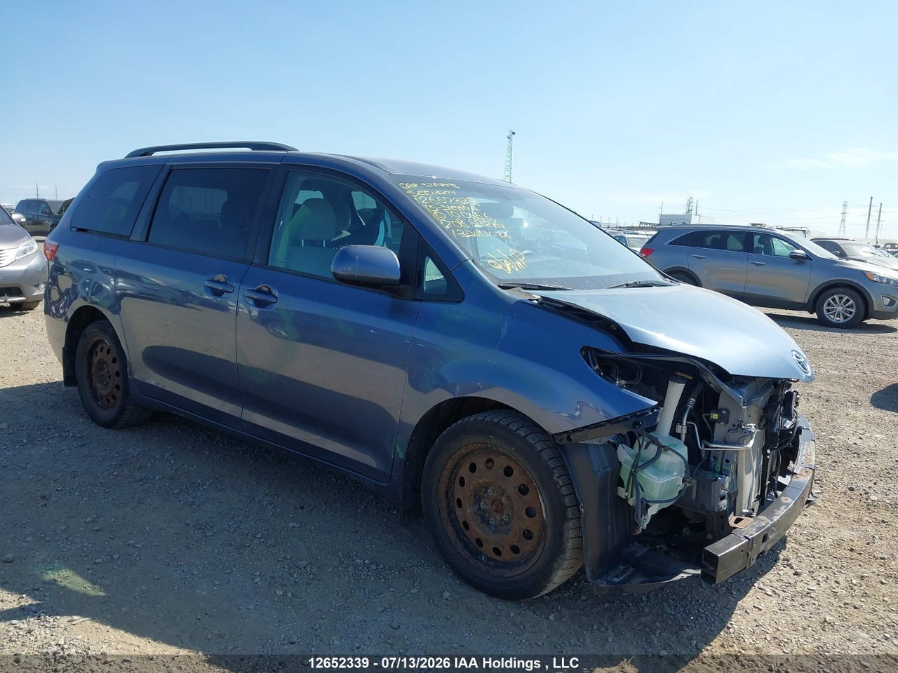 5TDJK3DC9FS100656 · 2015 TOYOTA SIENNA LE 7 PASSENGER