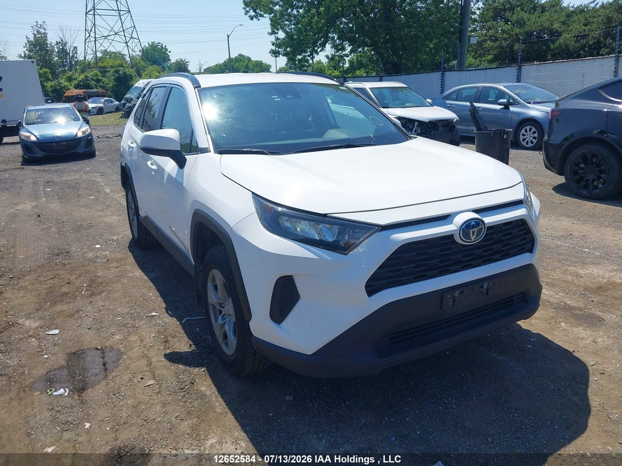 2T3BWRFV5RW198839 · 2024 TOYOTA RAV4 LE