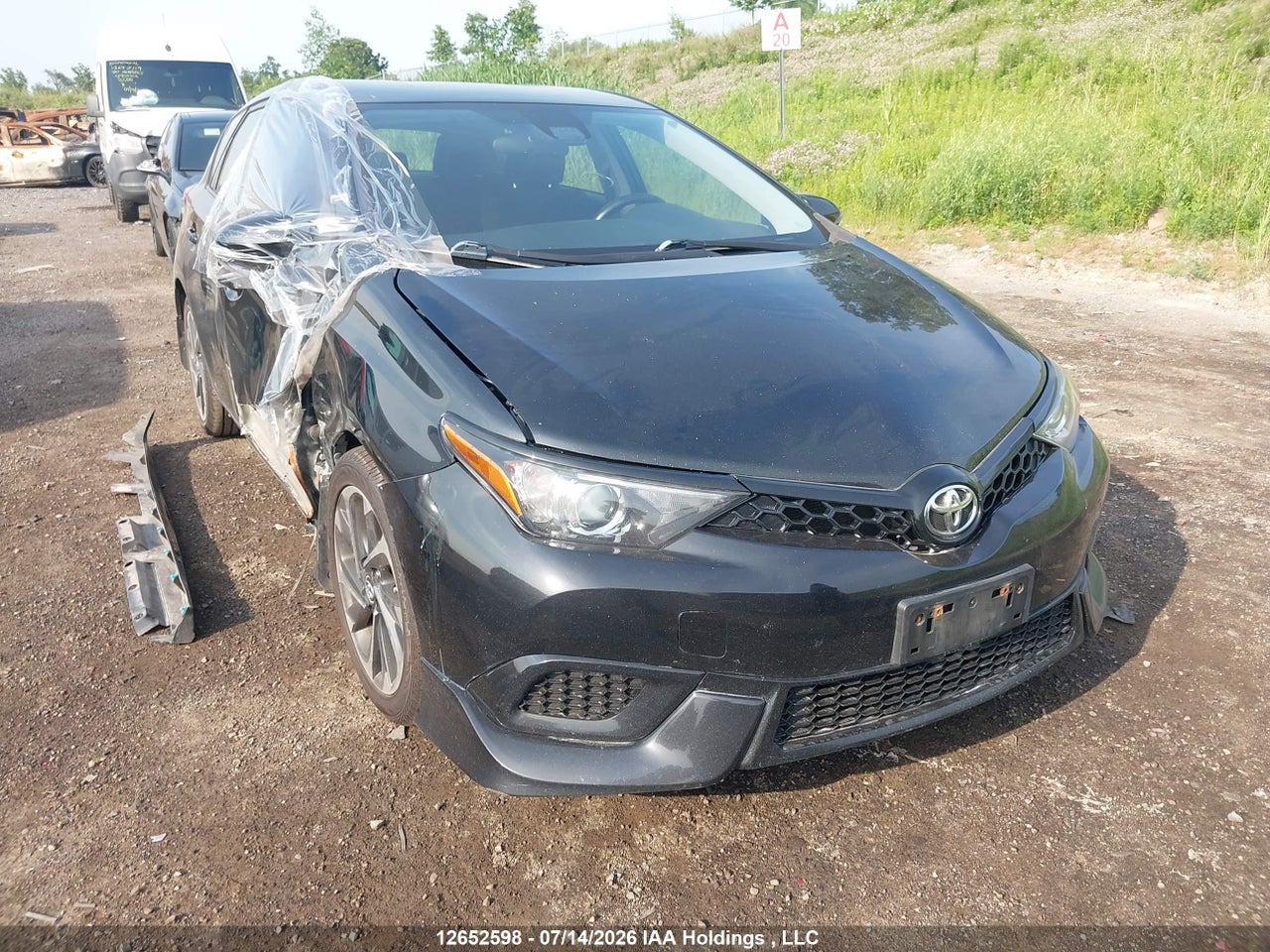 JTNKARJE4HJ526606 · 2017 TOYOTA COROLLA iM