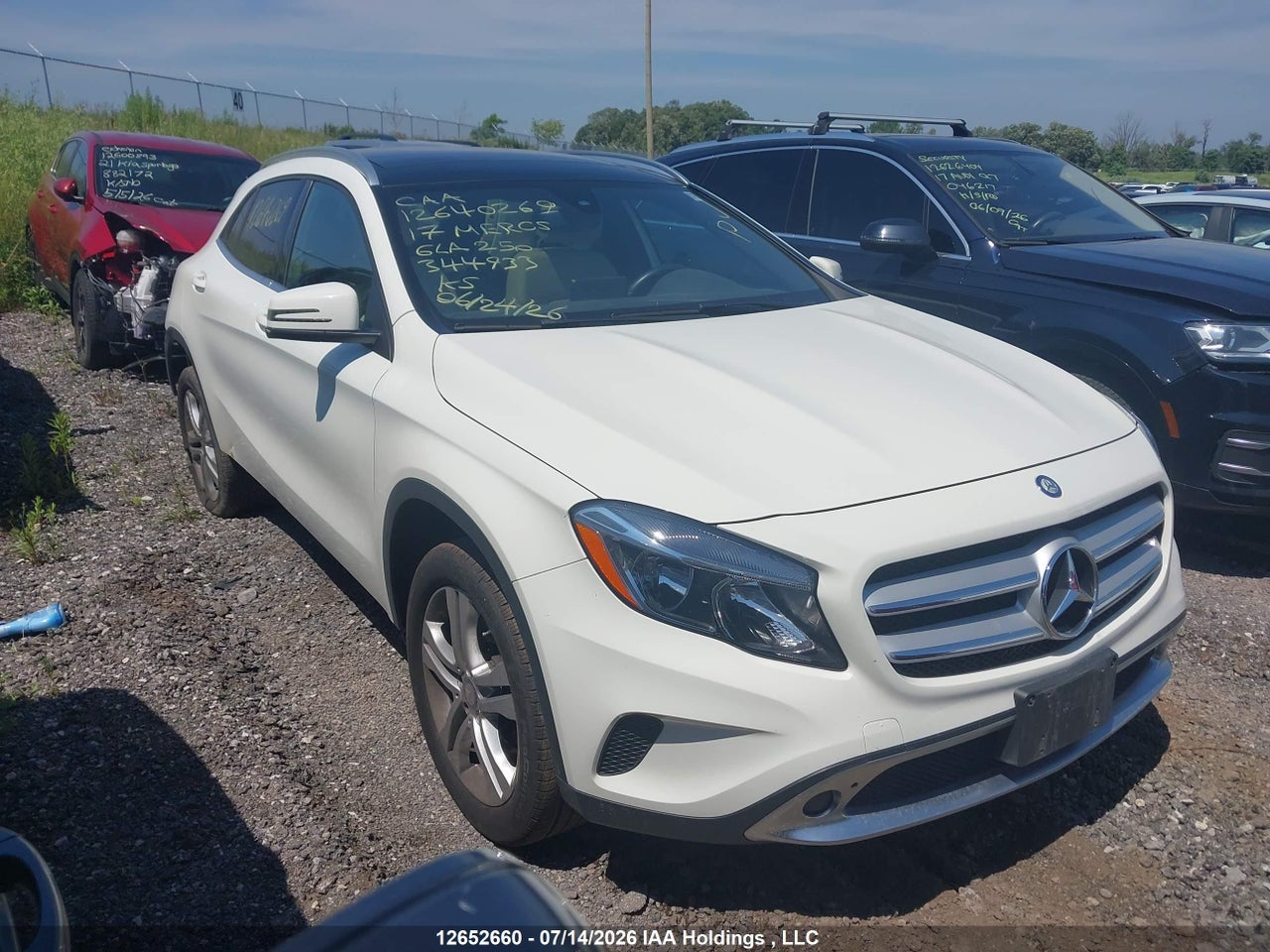 WDCTG4GB5HJ344933 · 2017 MERCEDES BENZ GLA 250 4MATIC