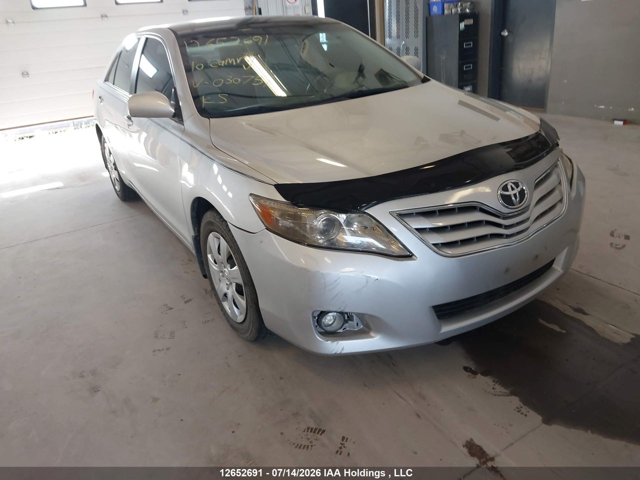 4T1BF3EK5AU030751 · 2010 TOYOTA CAMRY SE/LE/XLE