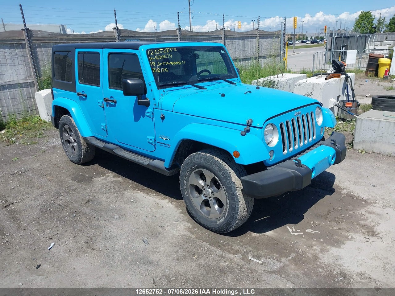 1C4BJWEG4JL870624 · 2018 JEEP WRANGLER UNLIMITED SAHARA