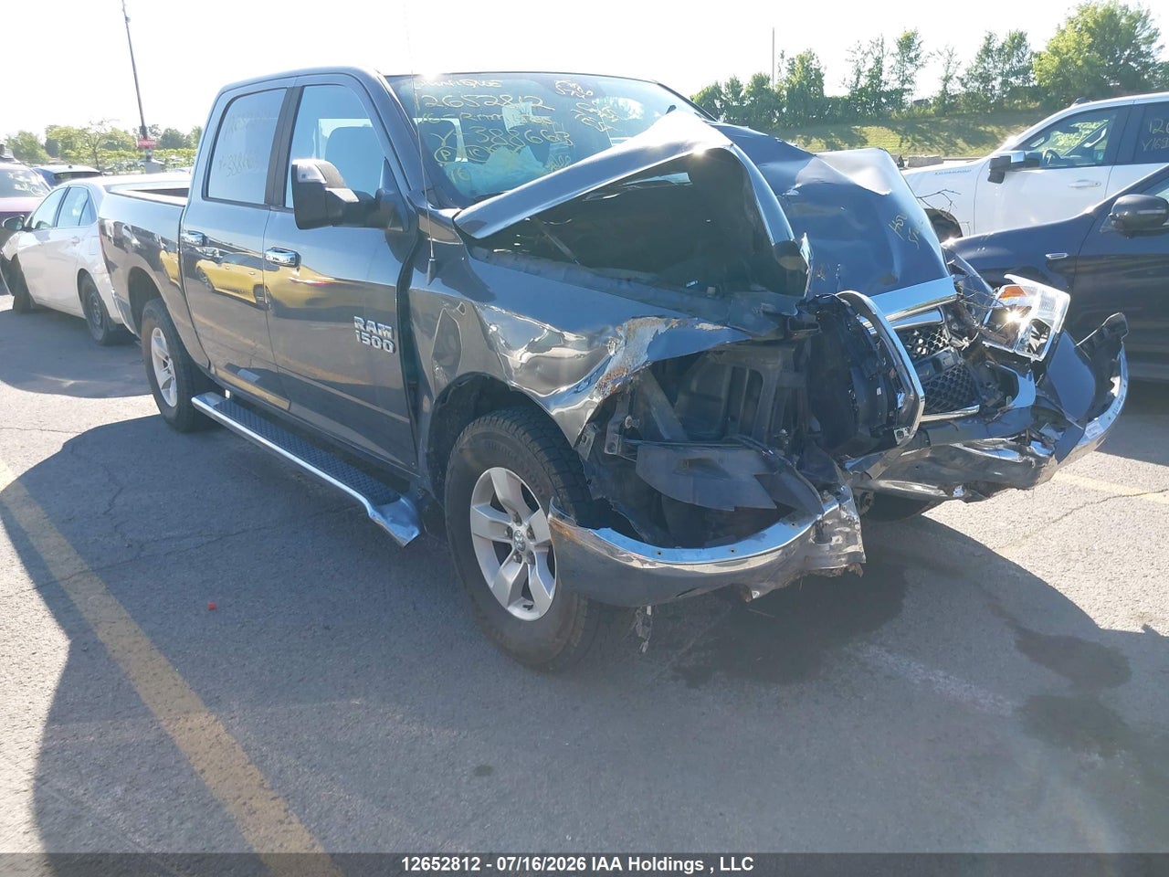 1C6RR7LG6GS388663 · 2016 RAM 1500 SLT