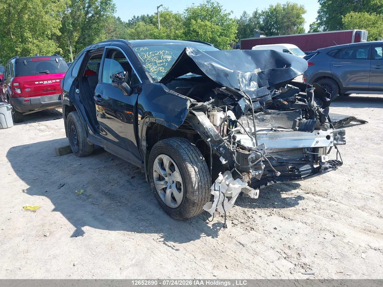 2T3Z1RFV3LC085185 · 2020 TOYOTA RAV4 LE