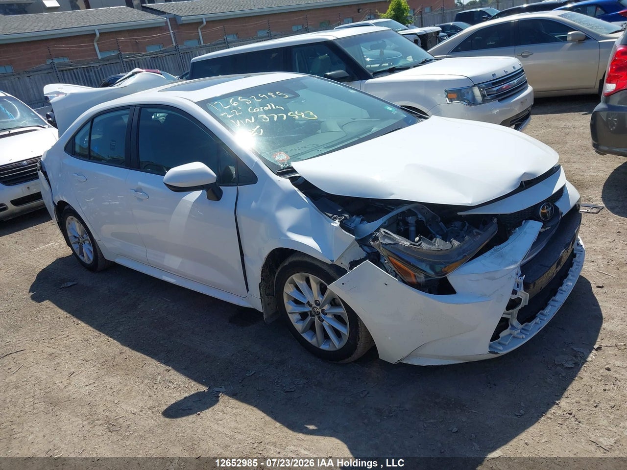 5YFBPMBE0NP377543 · 2022 TOYOTA COROLLA LE/XLE