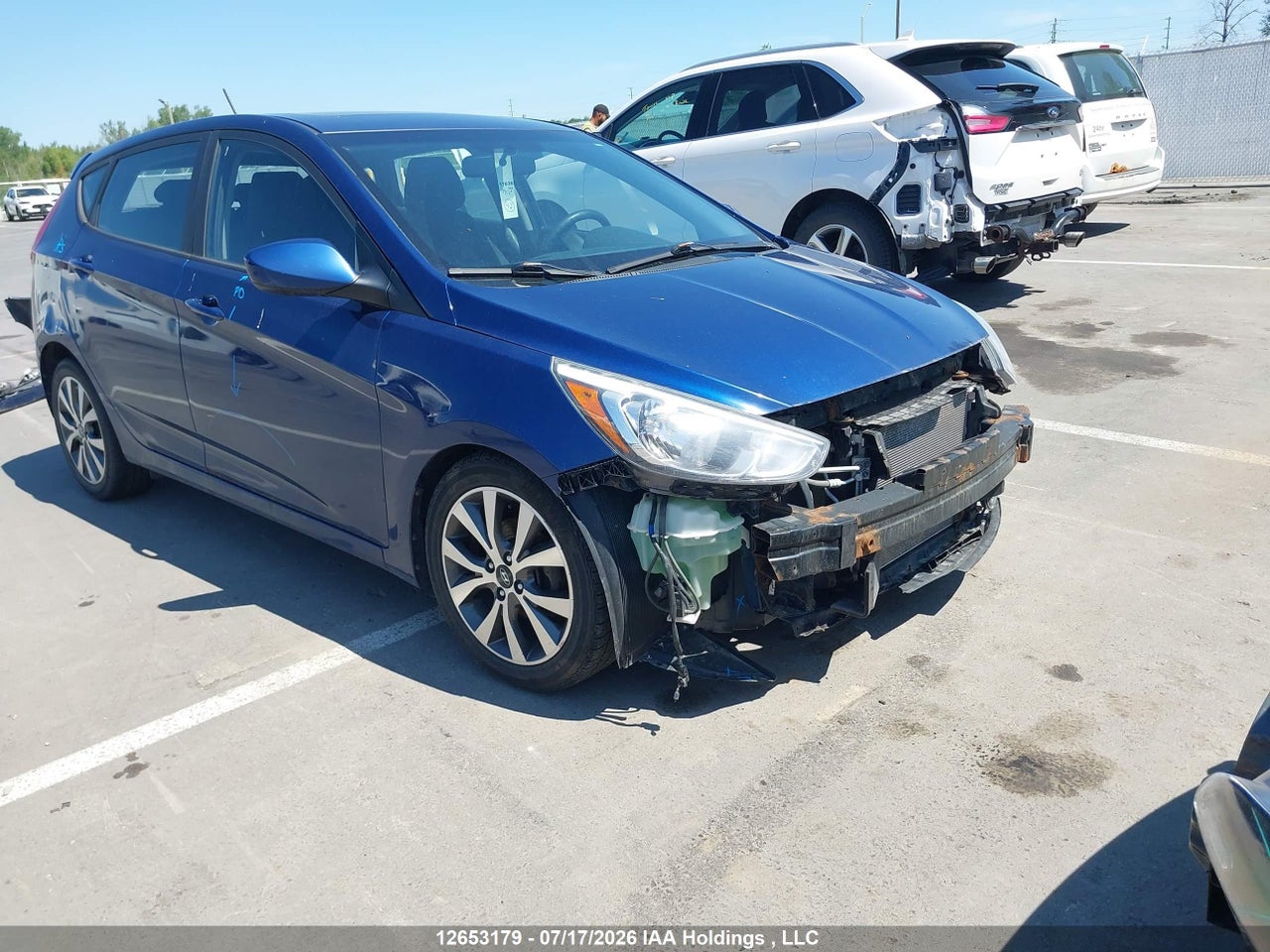 KMHCT5AE2GU276030 · 2016 HYUNDAI ACCENT SE