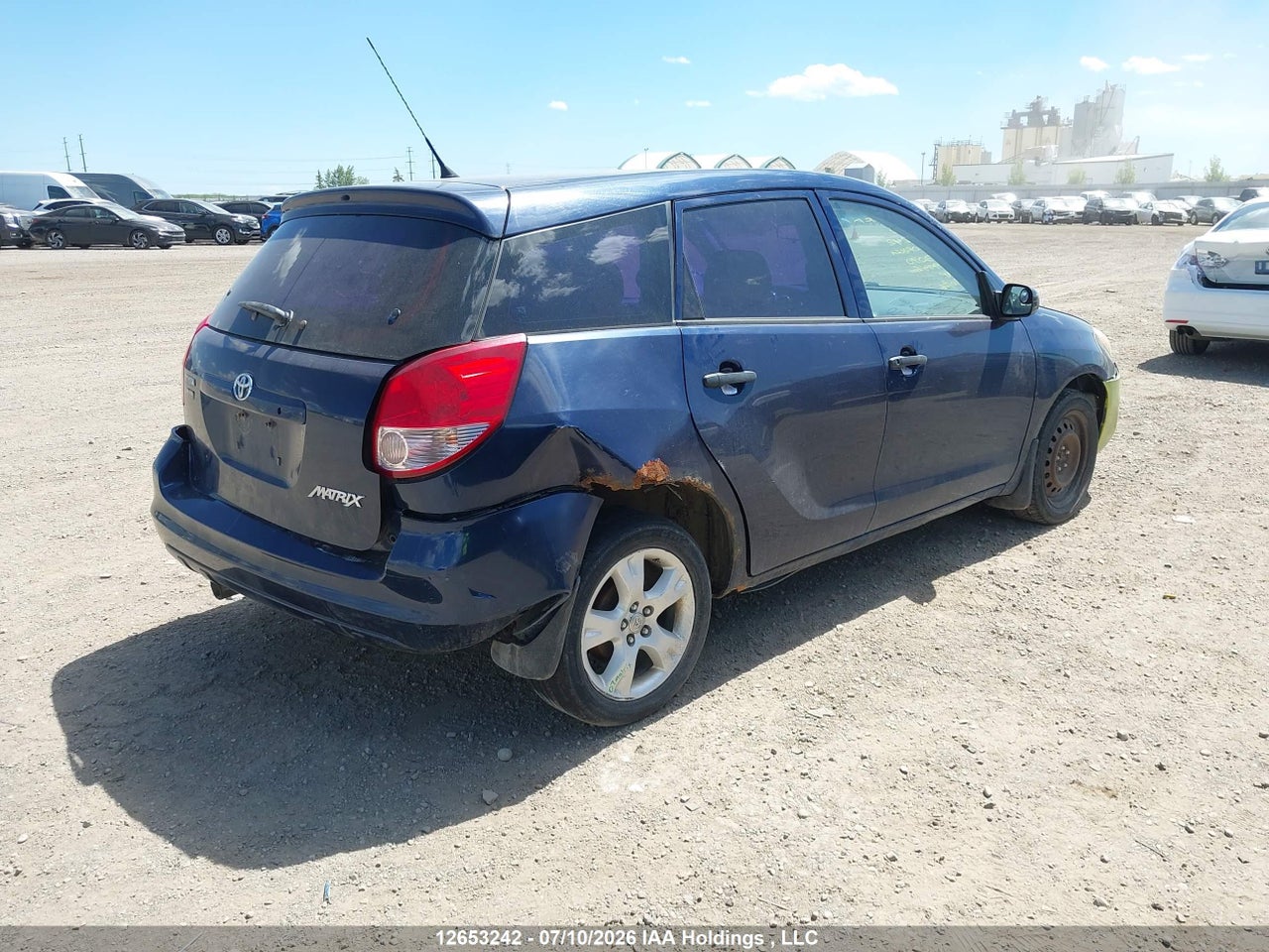 2T1KR32E34C833070 · 2004 TOYOTA COROLLA MATRIX XR · 4/22