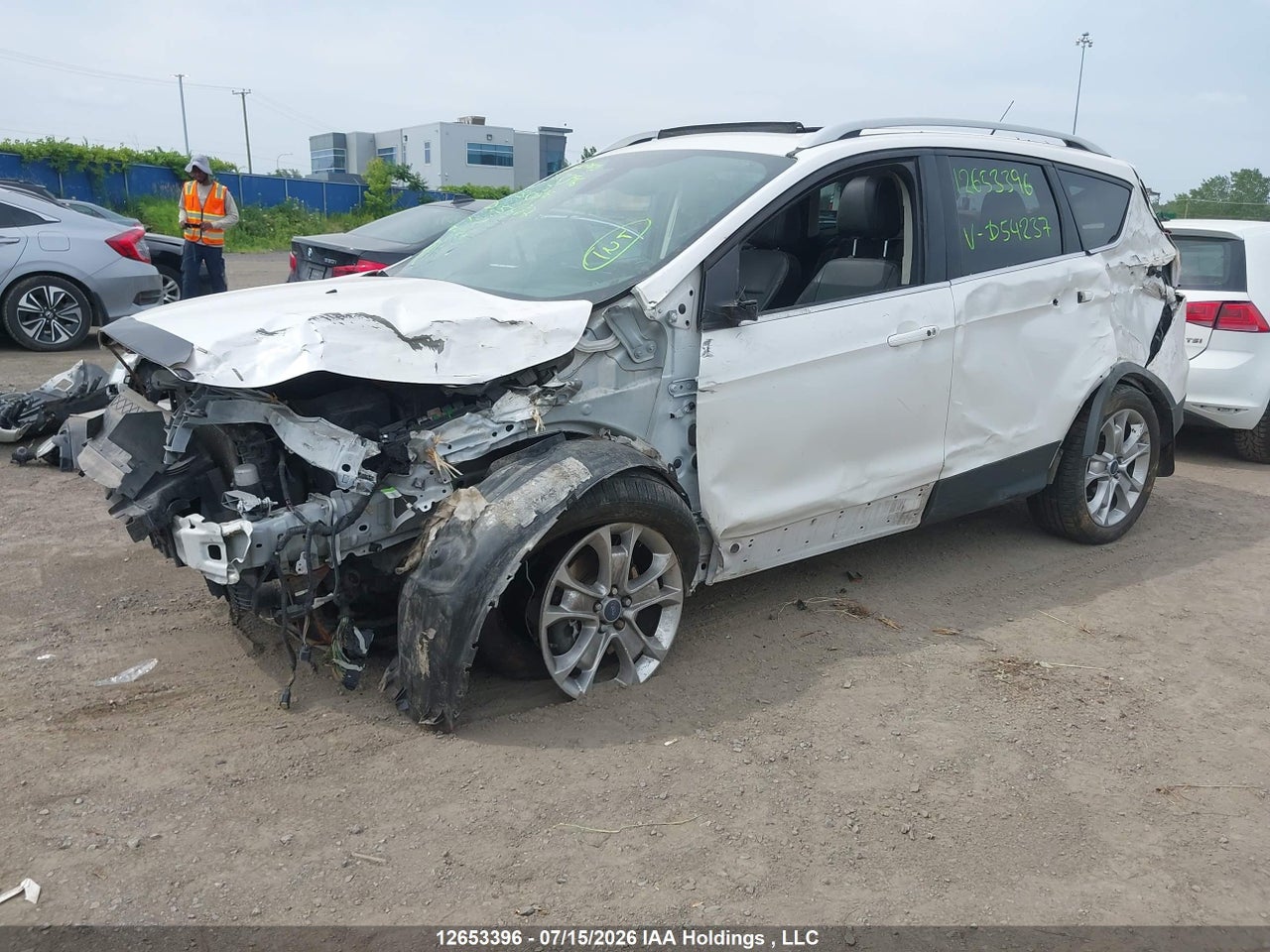 1FMCU9J93EUD54237 · 2014 FORD ESCAPE TITANIUM · 2/24