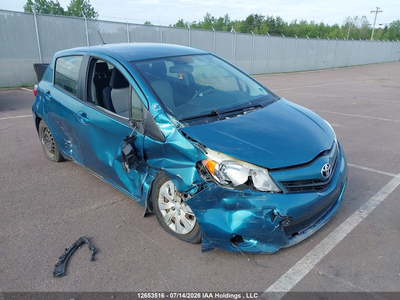 JTDKTUD3XDD547268 · 2013 TOYOTA YARIS LE