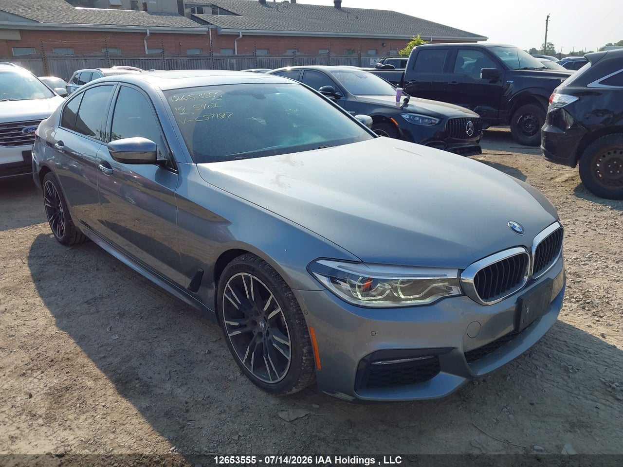 WBAJE7C53JWC57187 · 2018 BMW 540I XDRIVE