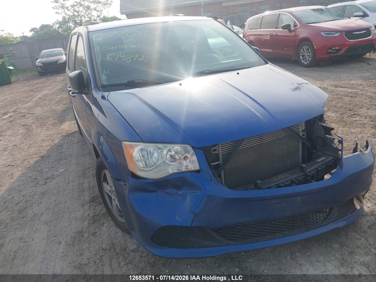 2D4RN4DG2BR673892 · 2011 DODGE GRAND CARAVAN