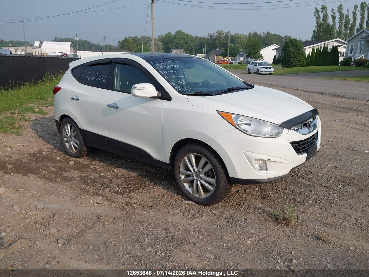 KM8JUCAC1BU189512 · 2011 HYUNDAI TUCSON LIMITED